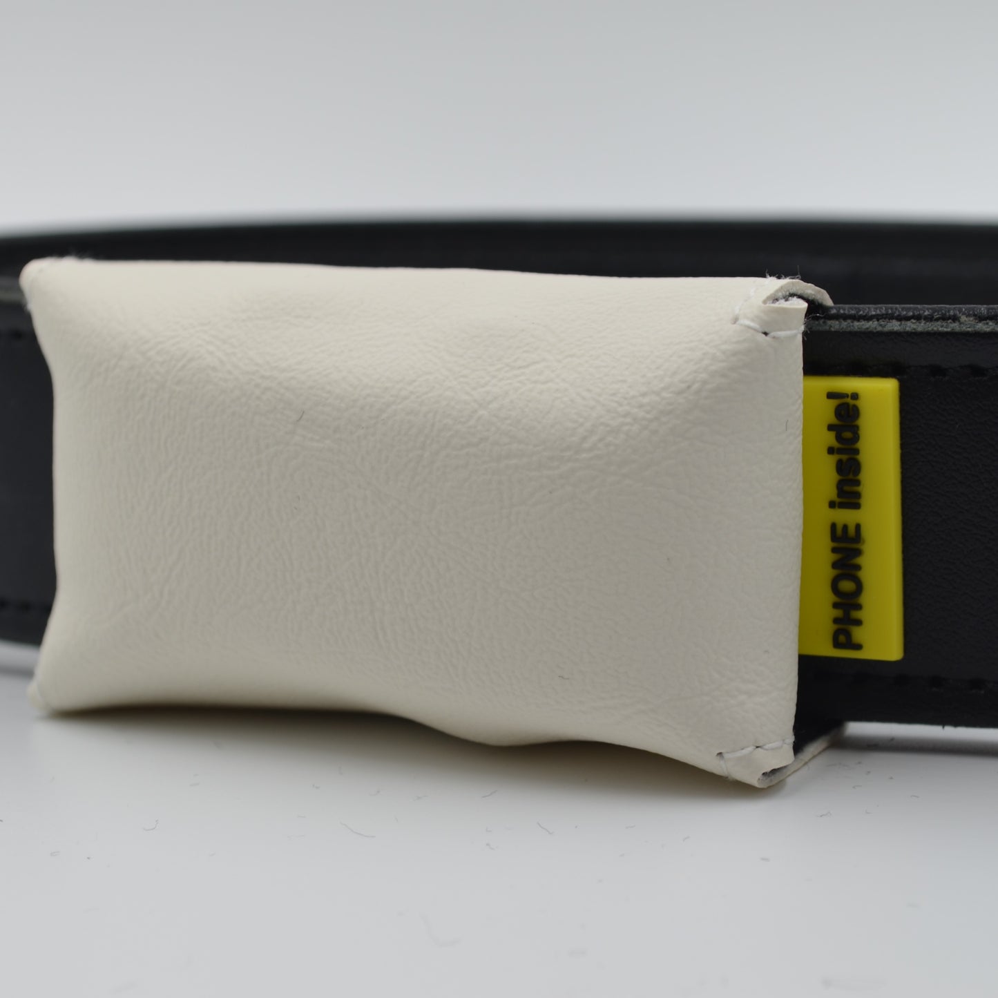 josi.li Befestigung GPS Tracker Tasche Hunde Tractive DOG 4 Trackerhülle Trackerschutz hochwertiges Kunstleder Farbwahl sicherer Verschluss