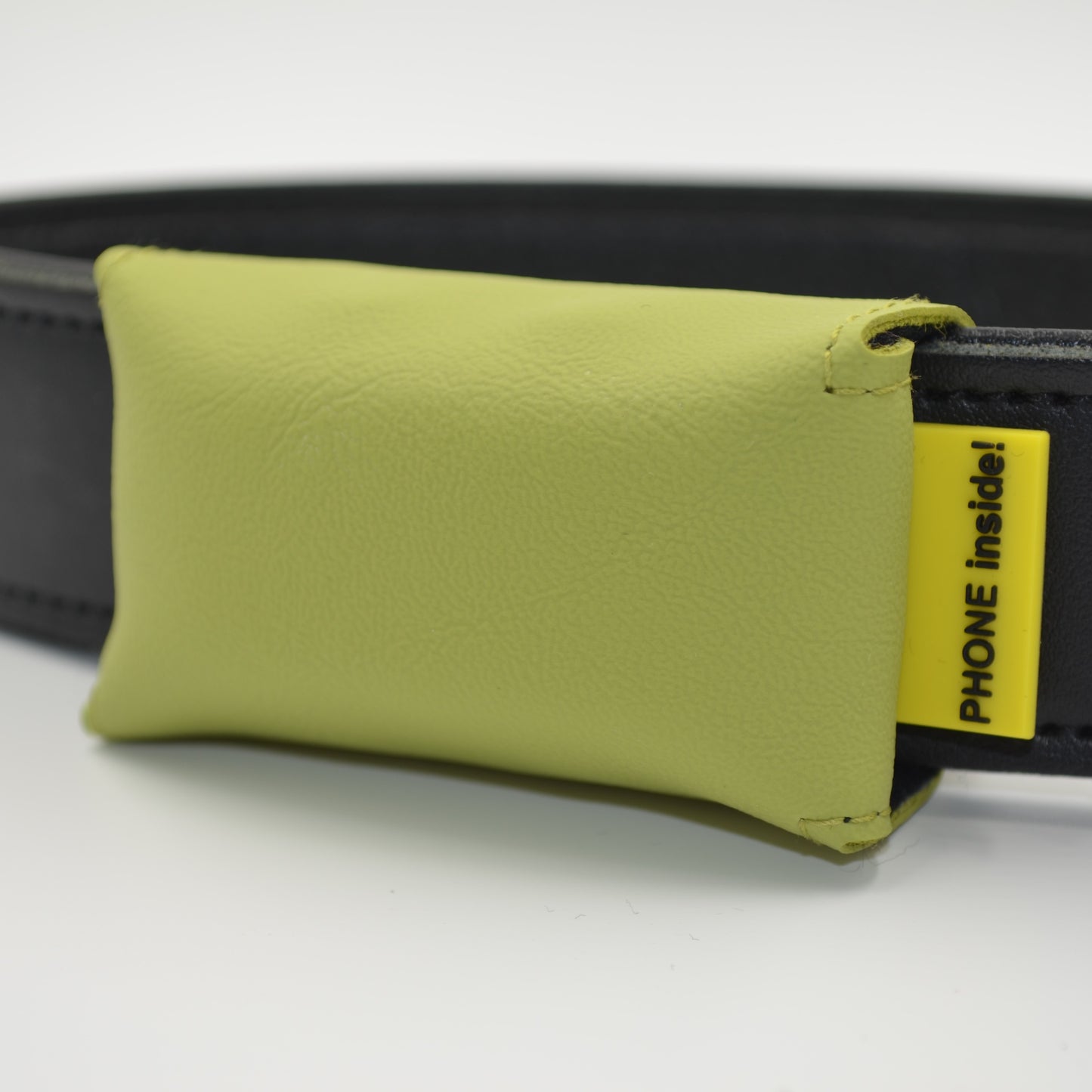 josi.li Befestigung GPS Tracker Tasche Hunde Tractive DOG 4 Trackerhülle Trackerschutz hochwertiges Kunstleder Farbwahl sicherer Verschluss