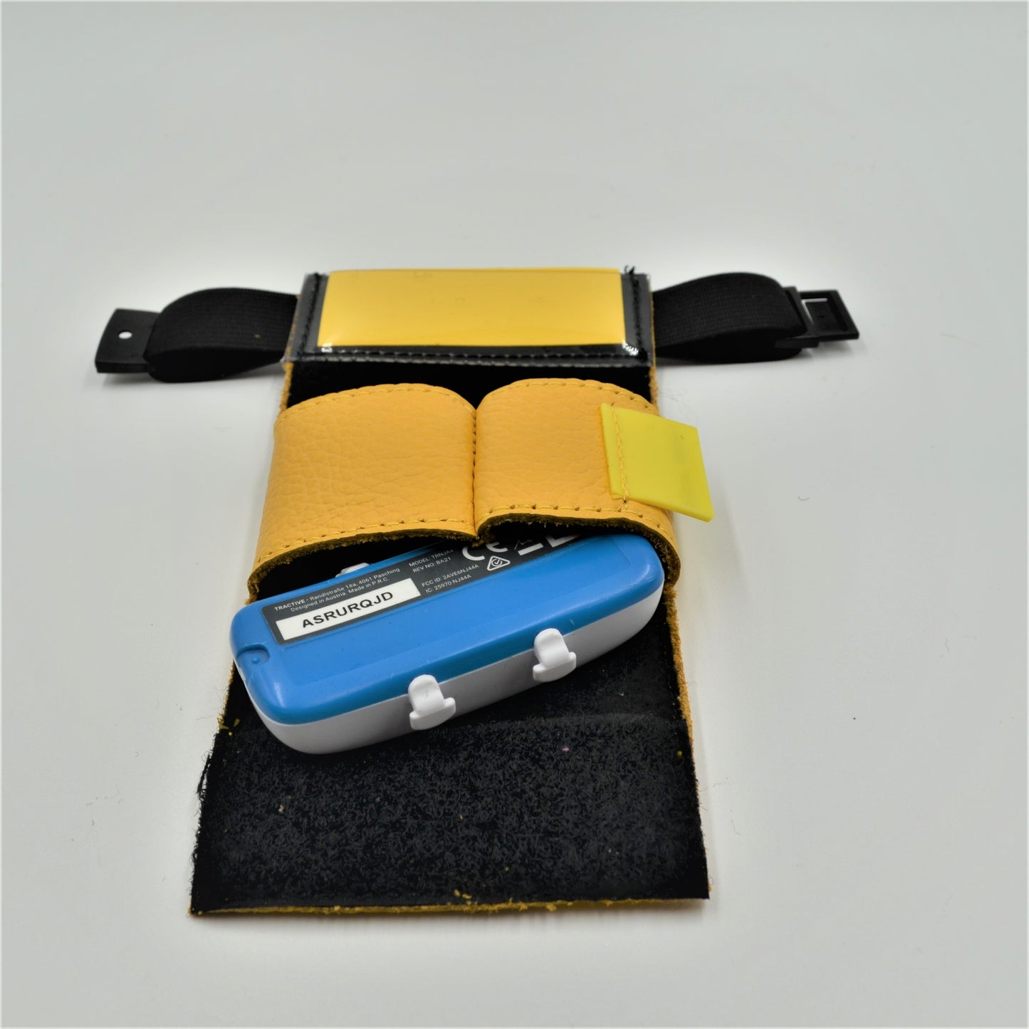 josi.li Halsbandtasche für GPS Tracker - Sicherer Verschluss - Personalisierbar - Aus weichem Leder – für Tractive Dog 4 und Dog 4  XL