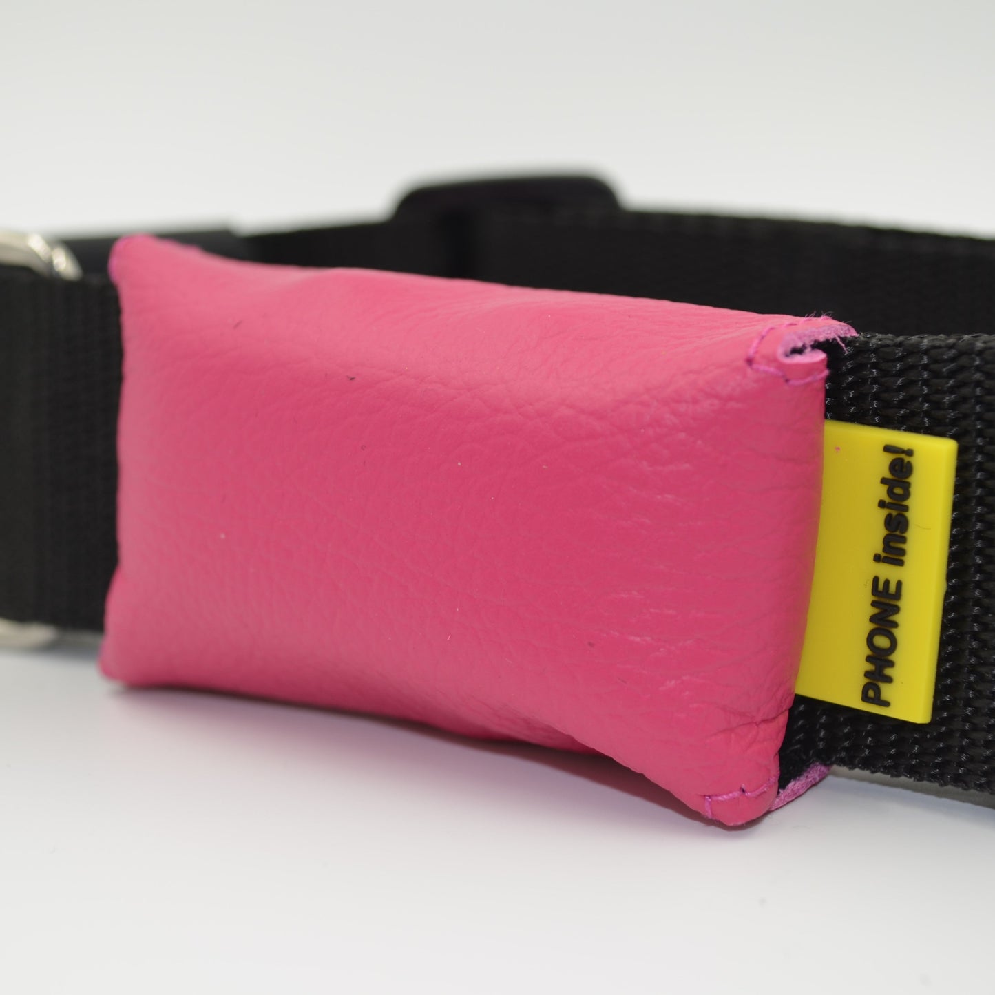 josi.li GPS Befestigung: Hochwertige Tracker Tasche aus Leder für Tractive Dog 4 und XL - Aktive Hunde - Farbwahl - Sicherer Verschluss